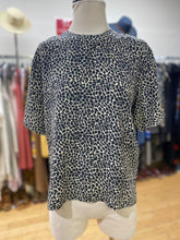Load image into Gallery viewer, S.L.B. Vintage silk top S
