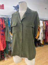 Load image into Gallery viewer, The Limited vintage silk top XS
