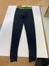 Load image into Gallery viewer, 2XU leggings S
