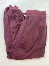Load image into Gallery viewer, Lululemon Joggers 6

