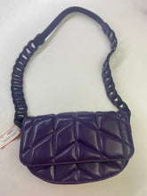 Load image into Gallery viewer, Patricia Nash quilted handbag
