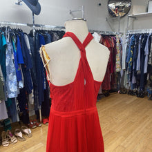 Load image into Gallery viewer, Guess maxi dress 8
