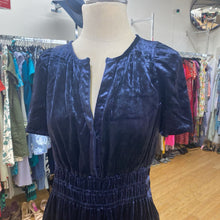 Load image into Gallery viewer, Anthropologie velour dress S NWT
