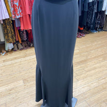 Load image into Gallery viewer, Stills skirt top set 36
