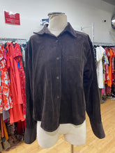 Load image into Gallery viewer, Viens Avec Moi corduroy top M
