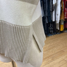 Load image into Gallery viewer, Gap striped sweater M

