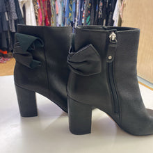 Load image into Gallery viewer, Avec Les Filles bow boots 9.5
