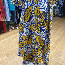 Load image into Gallery viewer, Talbots maxi dress 4
