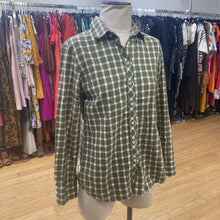 Load image into Gallery viewer, Banana Republic plaid shirt S
