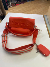Load image into Gallery viewer, Ecologique crossbody bag
