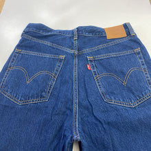Load image into Gallery viewer, Levis High Loose jeans 29
