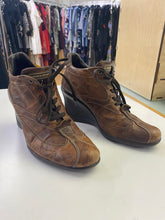 Load image into Gallery viewer, NerodiSole Shoes 37
