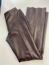 Load image into Gallery viewer, Danier leather pants 4
