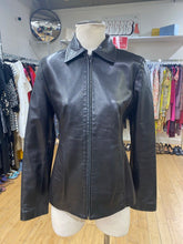 Load image into Gallery viewer, Danier leather jacket XS
