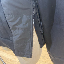 Load image into Gallery viewer, Roots quilted detail hoody M
