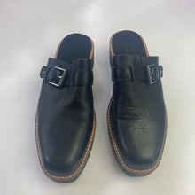 Load image into Gallery viewer, Naturalizer pebbled leather mules NWOT 9.5
