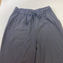 Load image into Gallery viewer, Lululemon pull on pants 6

