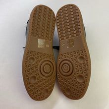 Load image into Gallery viewer, The Wishbone Collection sneakers 10 NWT
