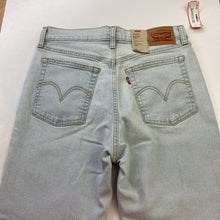 Load image into Gallery viewer, Levis wedgie straight jeans 26 NWT
