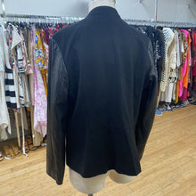 Load image into Gallery viewer, Danier blazer XL
