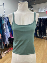 Load image into Gallery viewer, Lululemon ribbed tank w bra 10
