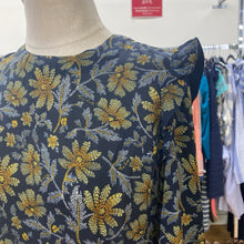 Load image into Gallery viewer, Tommy Hilfiger floral dress 8

