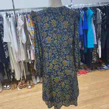 Load image into Gallery viewer, Tommy Hilfiger floral dress 8
