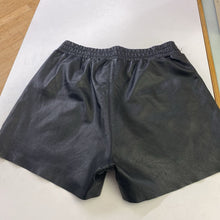 Load image into Gallery viewer, Mauritius Leather Shorts M
