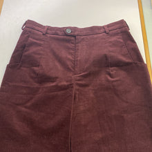 Load image into Gallery viewer, Jennifer Glasgow thin corduroy pants XL
