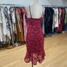 Load image into Gallery viewer, Guess lace dress 6
