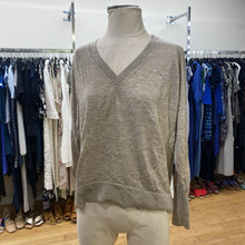 Load image into Gallery viewer, Banana Republic merino wool knit top M

