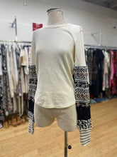 Load image into Gallery viewer, Free People waffle top M NWT

