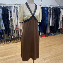 Load image into Gallery viewer, Anthropologie dress Sp
