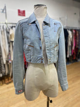 Load image into Gallery viewer, Pepe cropped denim jacket L (Fits S)
