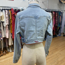 Load image into Gallery viewer, Pepe cropped denim jacket L (Fits S)
