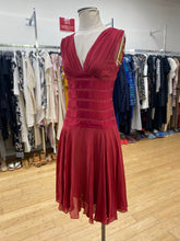 Load image into Gallery viewer, BCBG Max Azria lined silk dress 4
