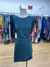 Load image into Gallery viewer, arcteryx dress M
