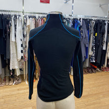 Load image into Gallery viewer, Icebreaker wool sweater XS
