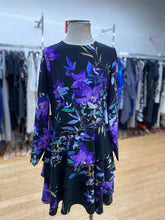 Load image into Gallery viewer, Eliza J floral dress 8
