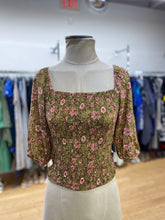 Load image into Gallery viewer, Jessica Simpson Smocked top S
