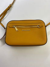 Load image into Gallery viewer, Michael Kors crossbody
