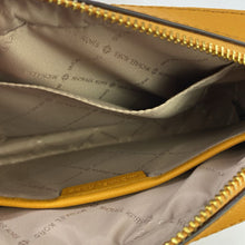 Load image into Gallery viewer, Michael Kors crossbody
