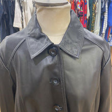 Load image into Gallery viewer, Danier leather jacket 2XL
