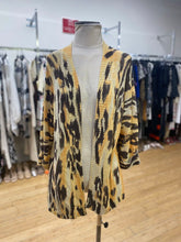Load image into Gallery viewer, Chicos linen blend animal print cardigan 2 (L)
