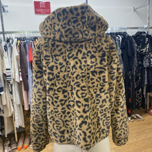 Load image into Gallery viewer, Kensie faux fur jacket M
