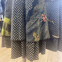 Load image into Gallery viewer, Anne Elisabeth brushed fabric skirt 40
