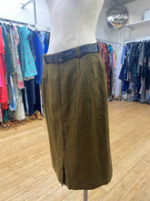 Load image into Gallery viewer, Vintage Ira Howard wool skirt *as is 11/12
