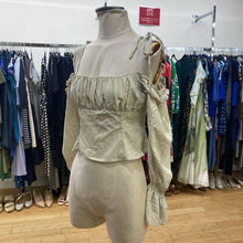 Load image into Gallery viewer, Urban Revivo peasant top 4

