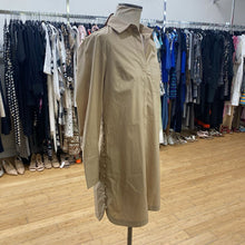 Load image into Gallery viewer, Club Monaco shirt dress 4
