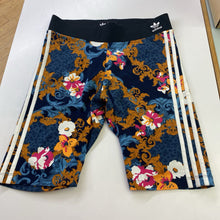 Load image into Gallery viewer, Adidas biker shorts L
